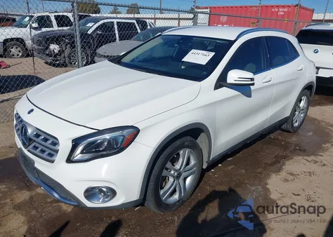 2019 Mercedes-Benz Gla 250 z USA, uszkodzony, nr VIN WDCTG4EBXKU000331